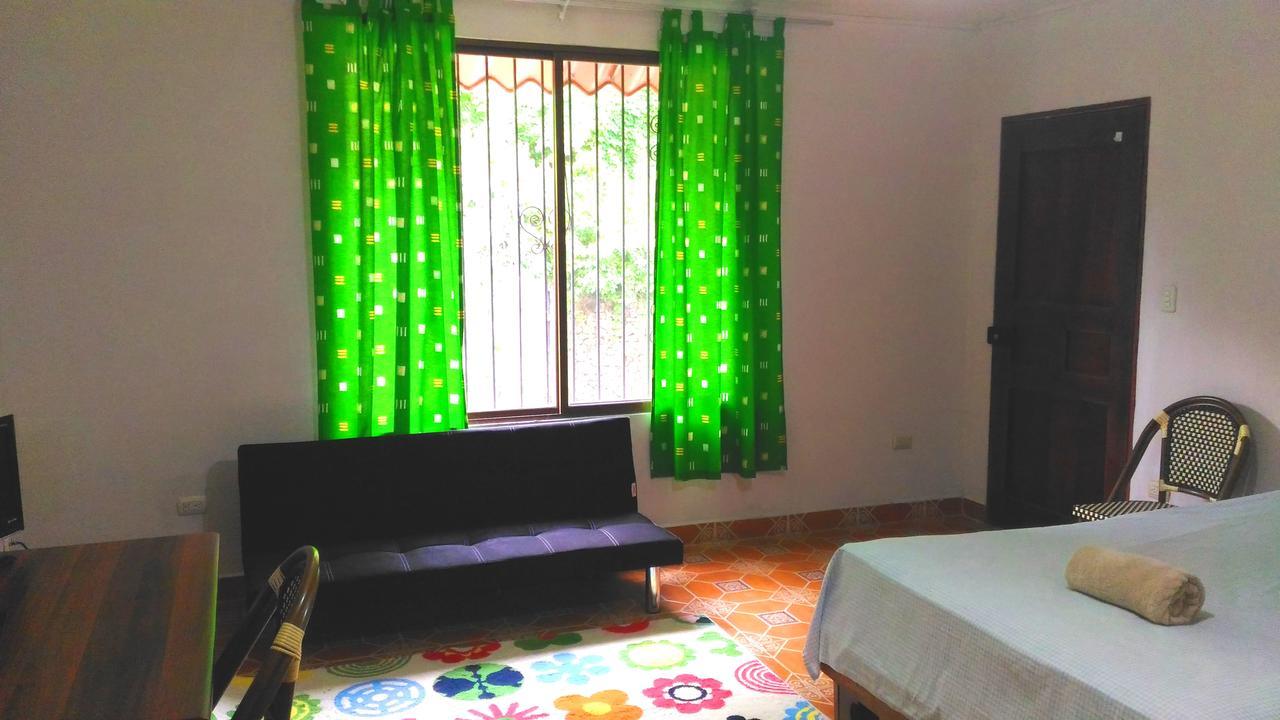 Apartments In Samara Ac Hw 200Mts To The Beach Экстерьер фото
