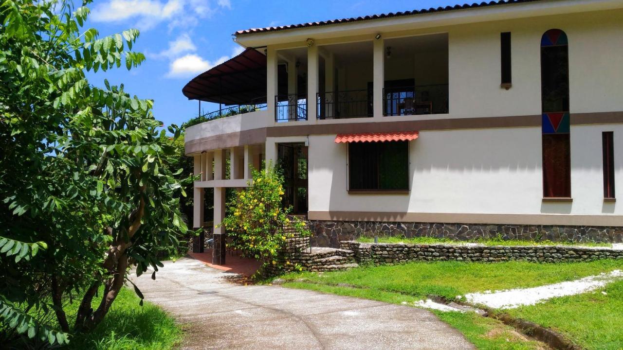 Apartments In Samara Ac Hw 200Mts To The Beach Экстерьер фото